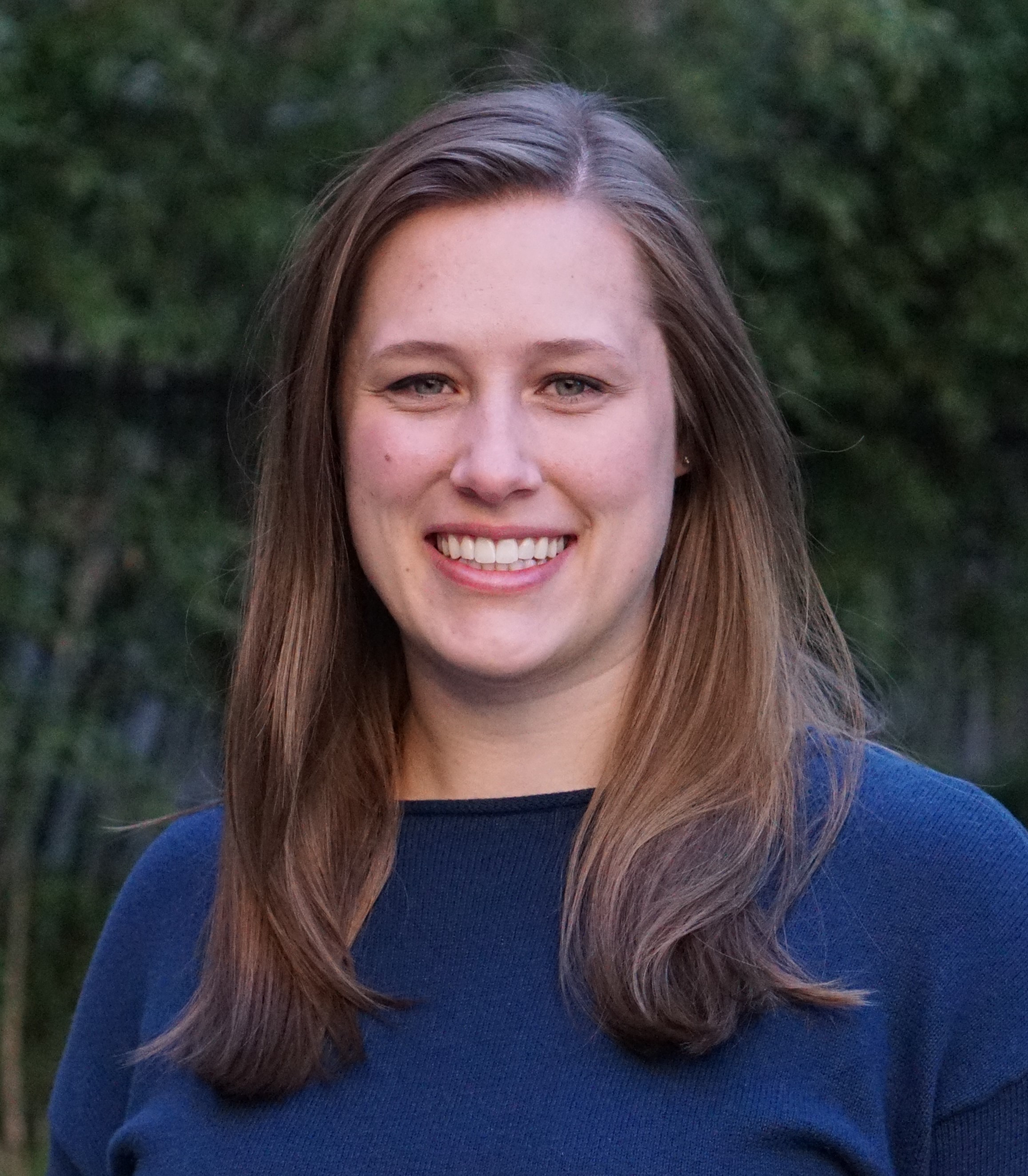 Headshot of Kelsey Grinde